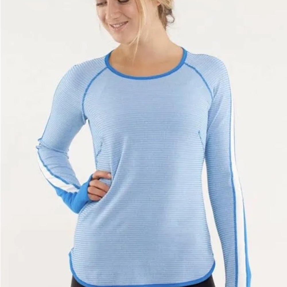 Lululemon reversible long sleeved top